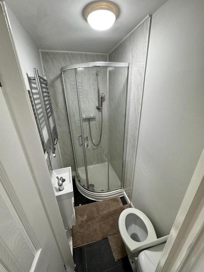 Seven Stars Of Heeley Selly Oak Guest house Birmingham