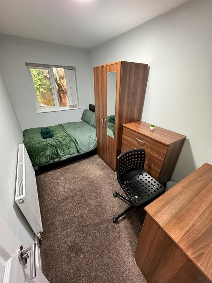 Seven Stars Of Heeley Selly Oak Guest house Birmingham