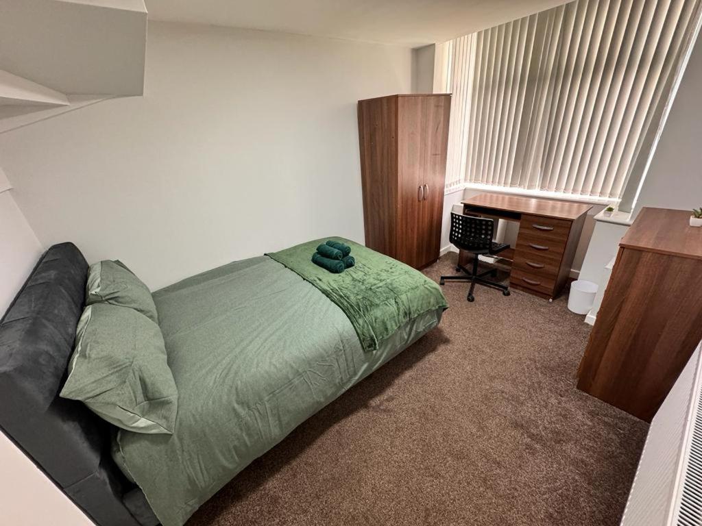 Seven Stars Of Heeley Selly Oak Guest house Birmingham